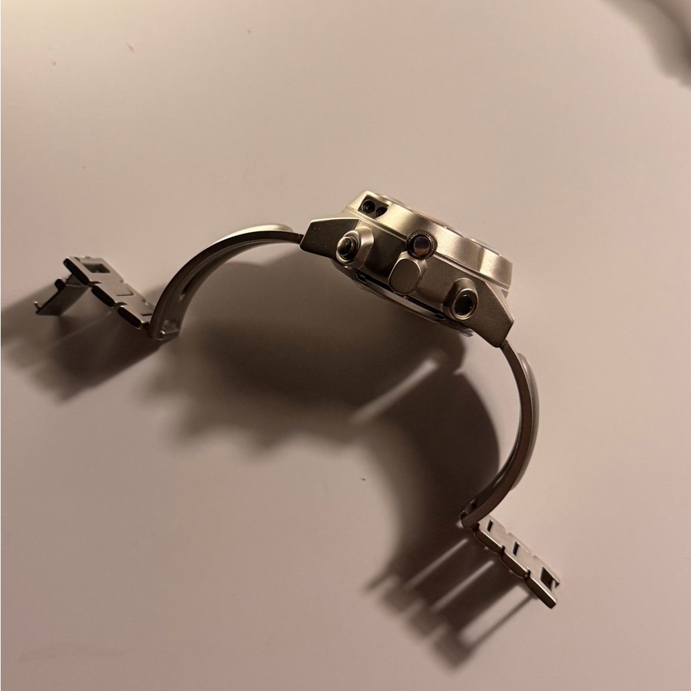 Funky Watch - Picture 11 of 11